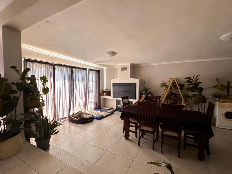 3 Bedroom Property for Sale in Wellway Park East Western Cape